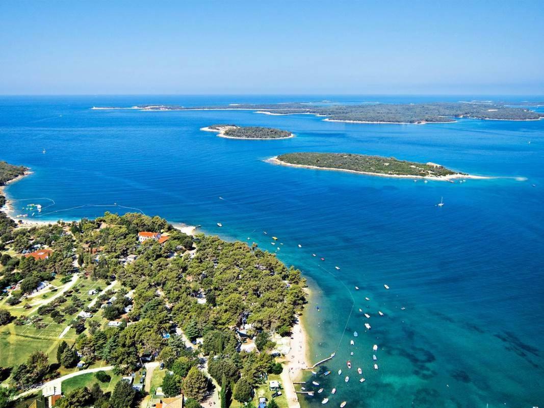 Luna Appartement Pula Buitenkant foto