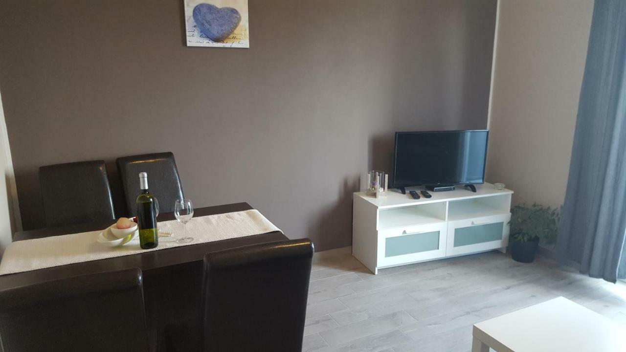 Luna Appartement Pula Buitenkant foto